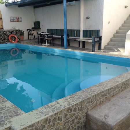 Rooms To Let Katerina & John'S Периса Екстериор снимка